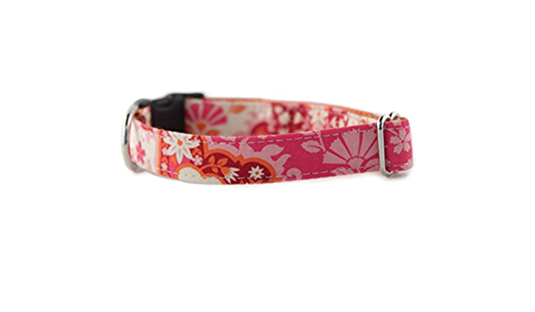 
            
                Load image into Gallery viewer, Sophisticated Pup Arden Collar, XS, Pink, 5-9”
            
        